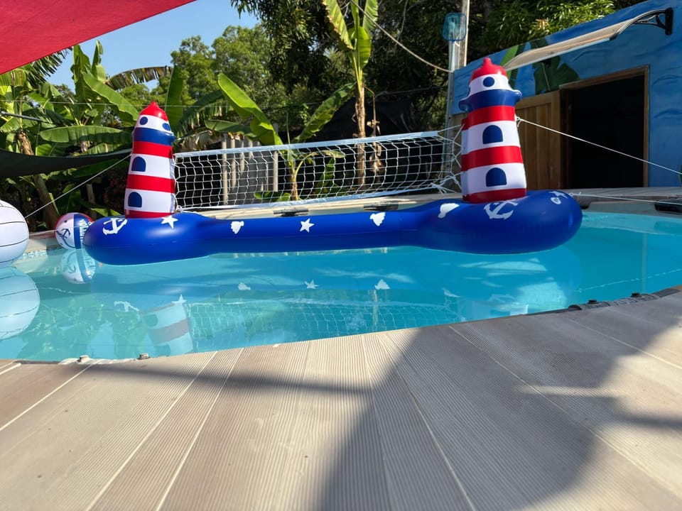 Swimming pool