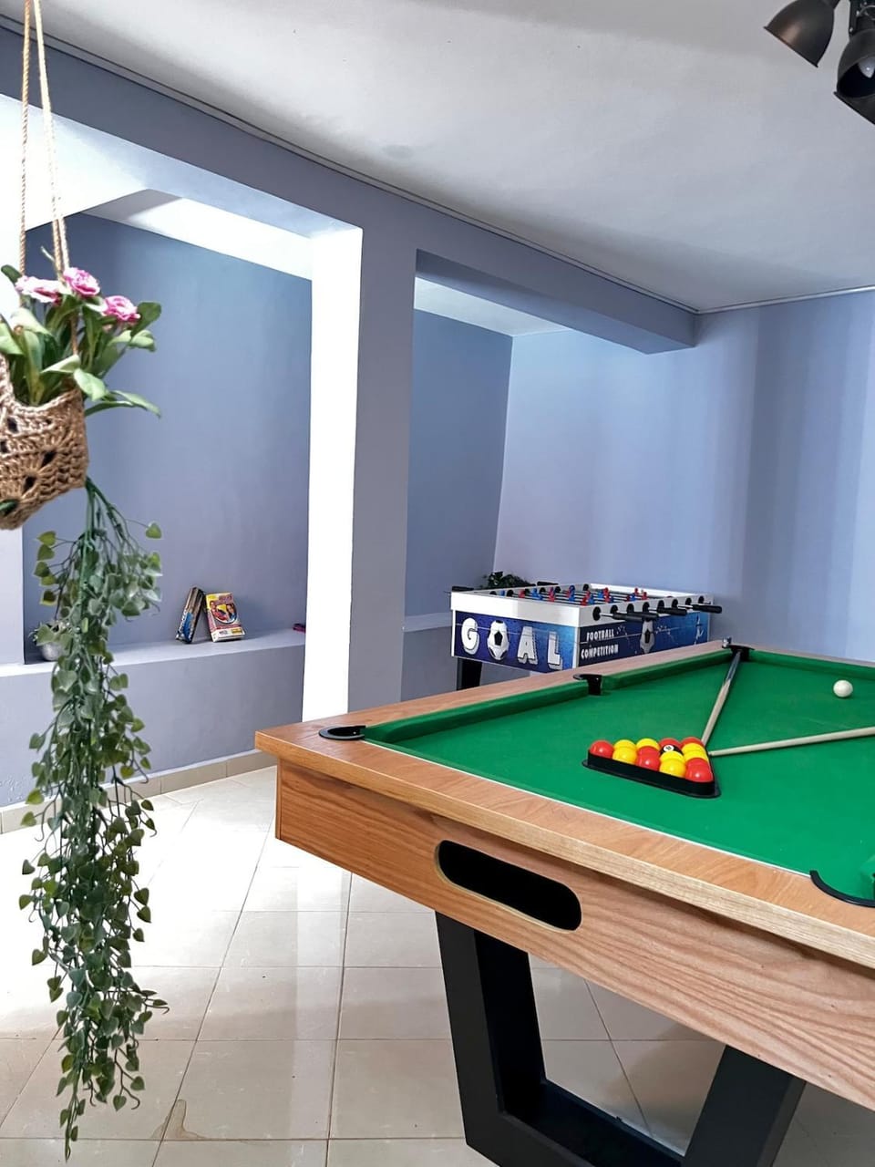 Billiard, Game Room