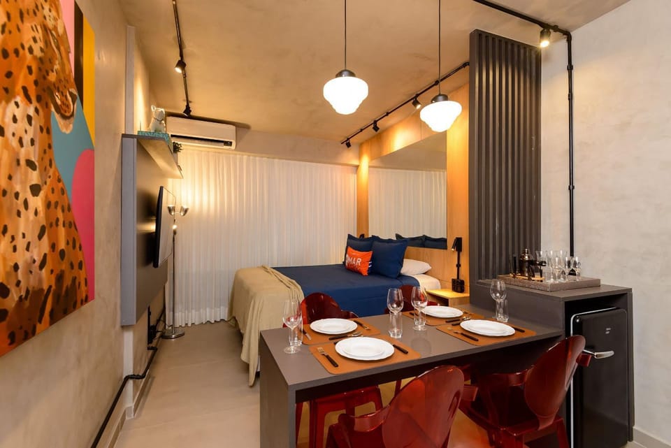 Urban House: 1 min from Leme Beach | A 928/507 Apartment in Rio de Janeiro
