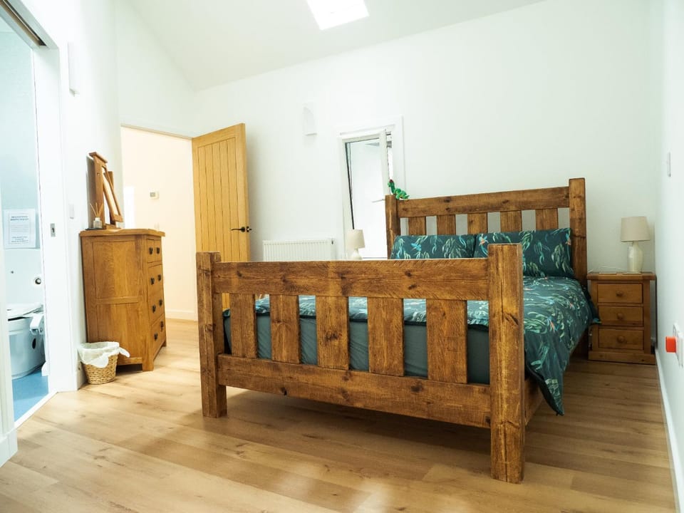 Ardachy Riverside Accessible One bedroom Holiday let House in Scotland