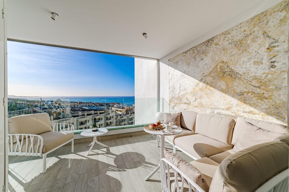 View (from property/room), Balcony/Terrace, Sea view, Sunrise