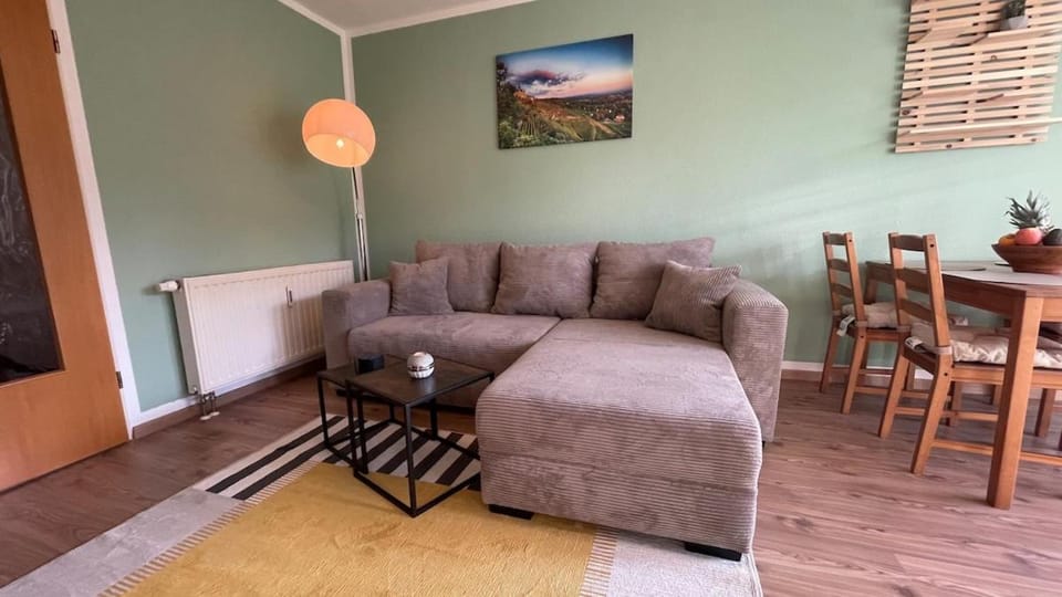 Charmante Unterkunft im Herzen von Radebeul mit kostenfreien Parkplatz Apartment in Dresden