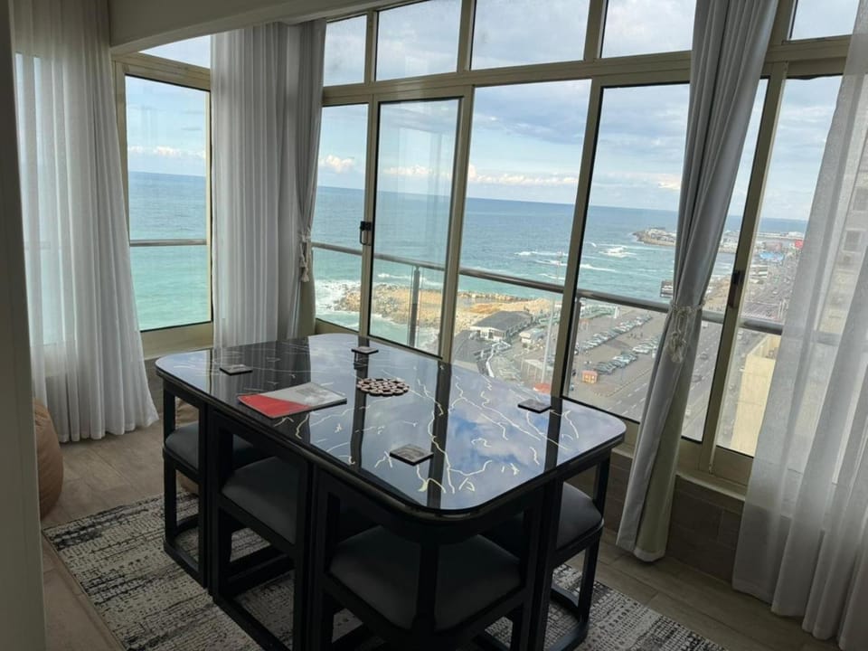 Balcony/Terrace, Dining area