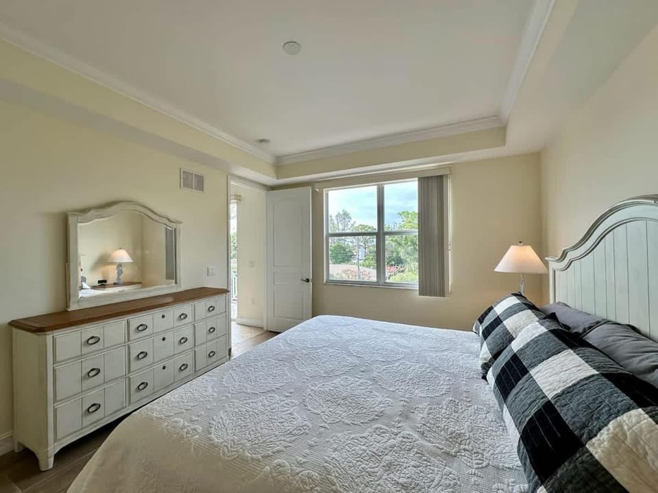 Bright condo in paradise Apartment in Bonita Springs