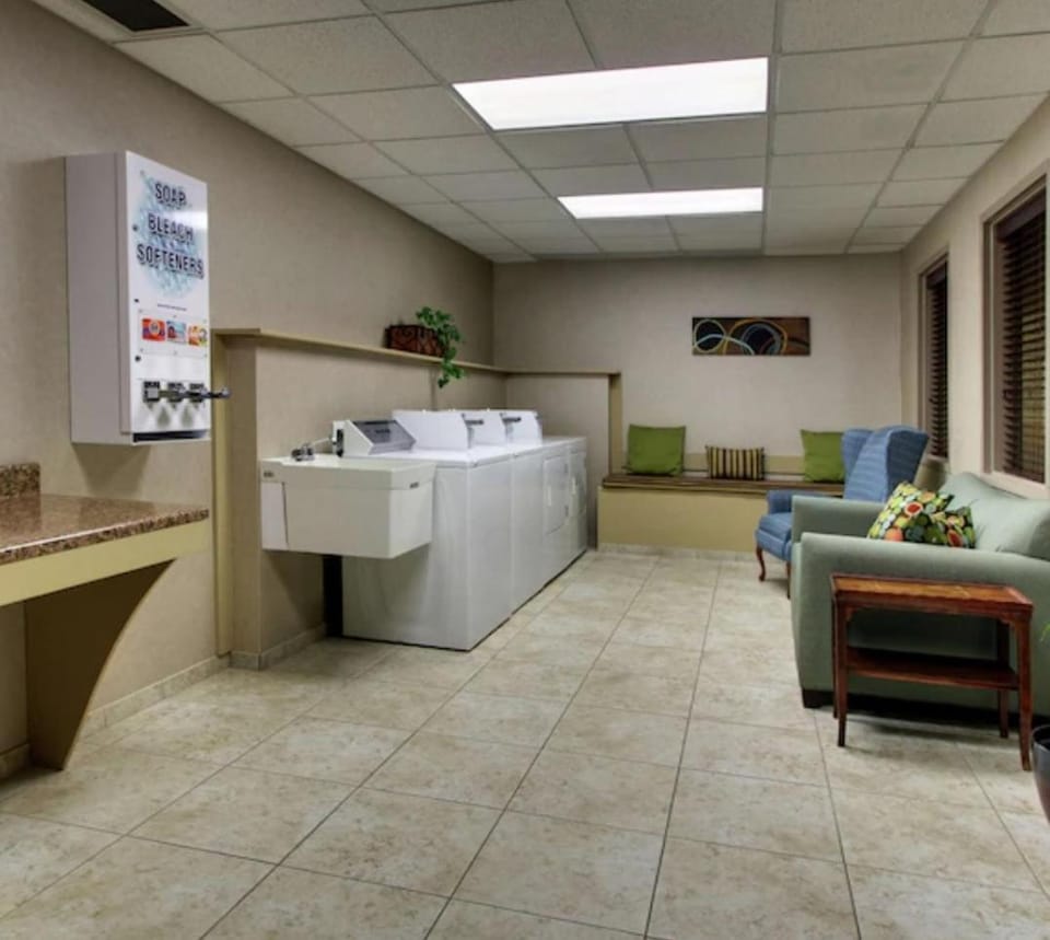 Hampton Inn Hotel in Allegheny River