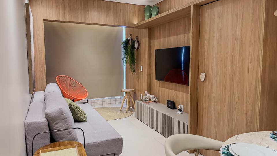 Communal lounge/ TV room, TV and multimedia, Living room