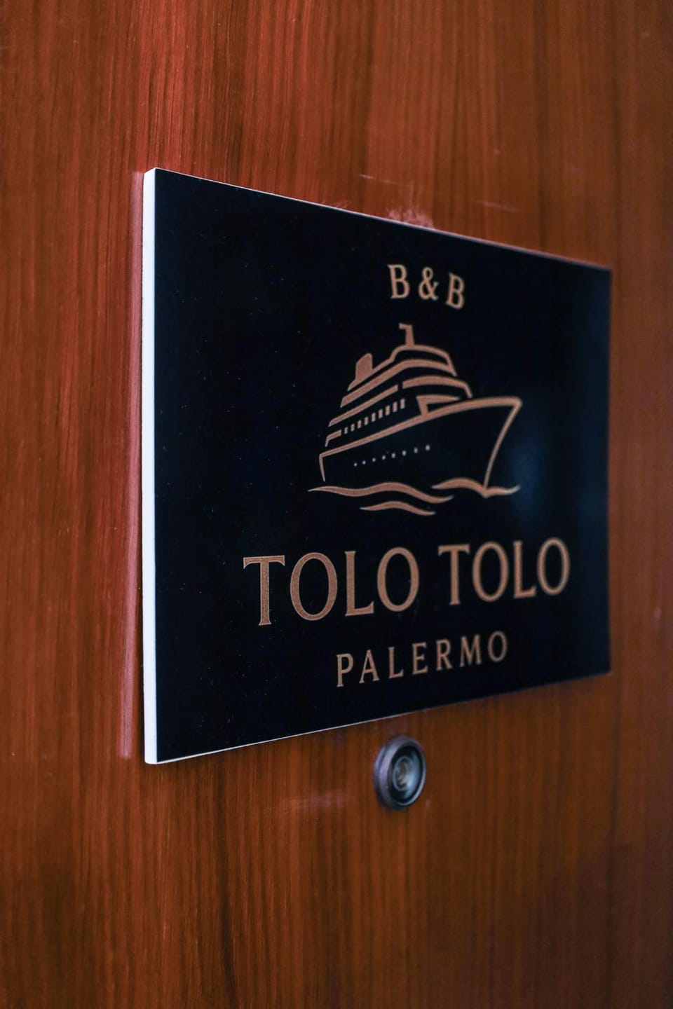 Tolo Tolo Apartaments Bed and Breakfast in Palermo