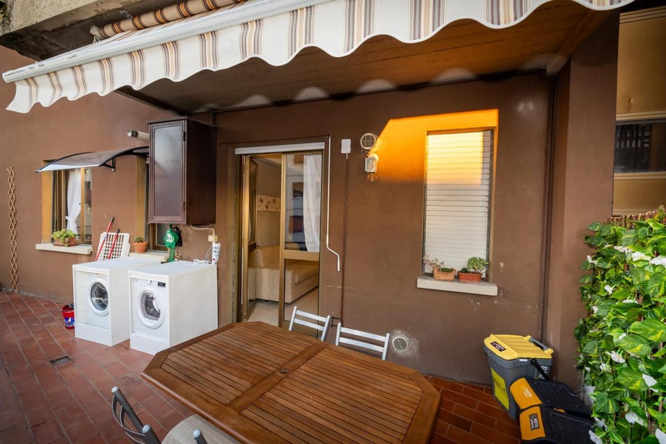 Property building, Dining area