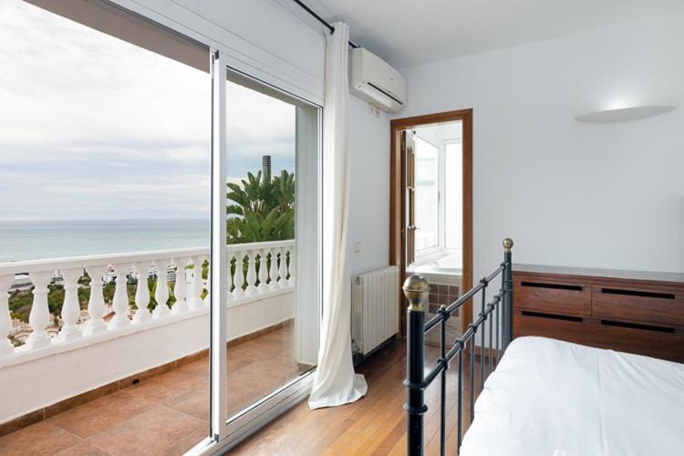 Exclusive Villa with Private Pool in Sitges Villa in Garraf
