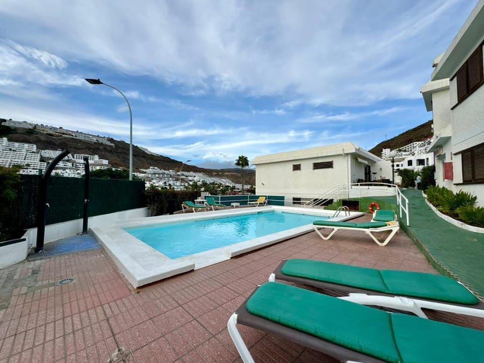 Natural landscape, Pool view, Swimming pool, Swimming pool, sunbed