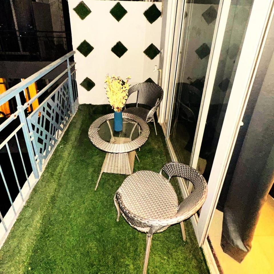 Titus Sunflower Summer Studio Apartment in Noida