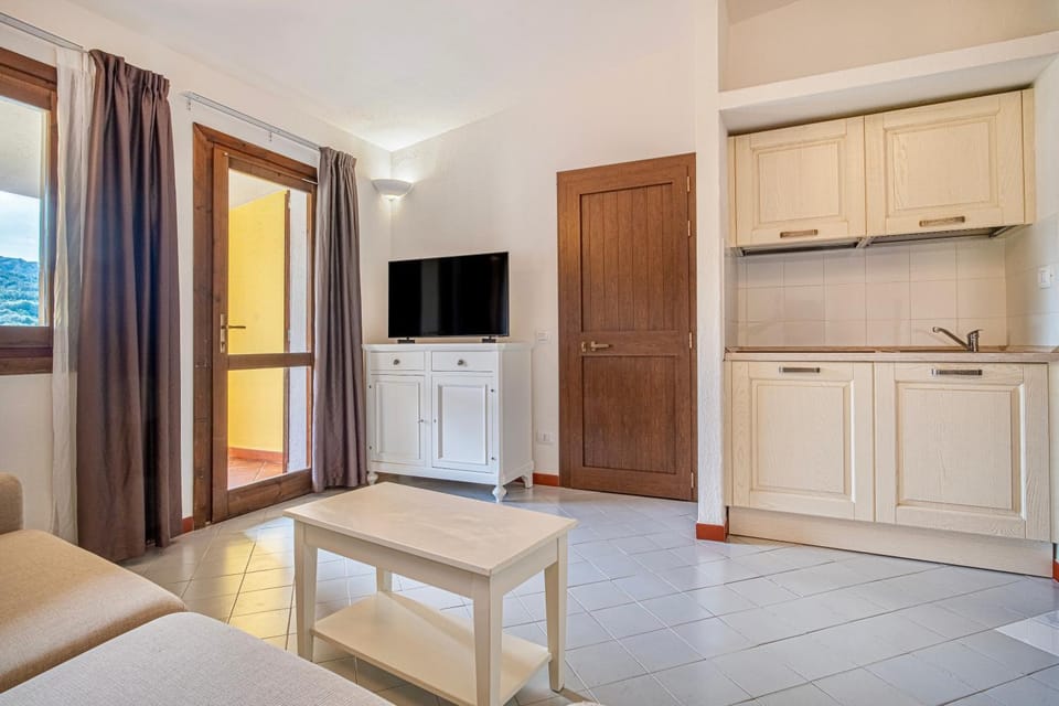 TV and multimedia, Kitchen or kitchenette