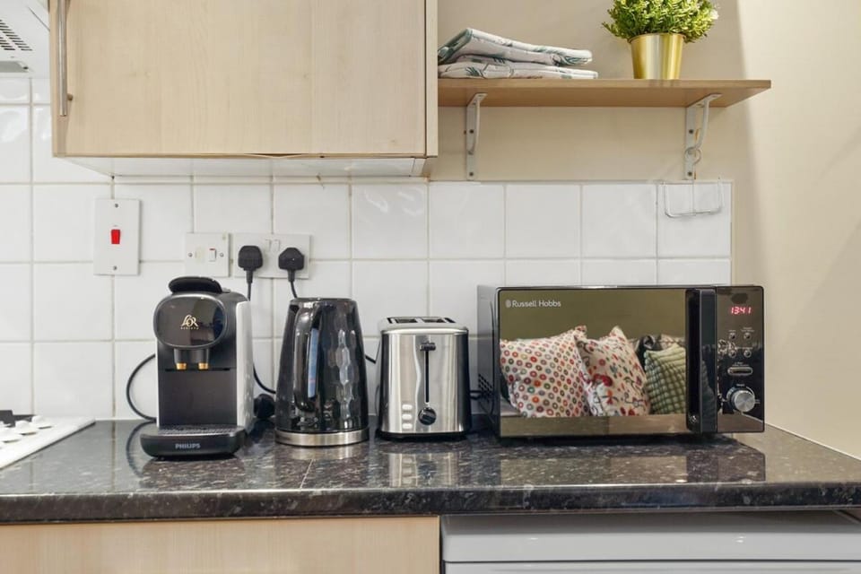 Coffee/tea facilities, Kitchen or kitchenette, toaster