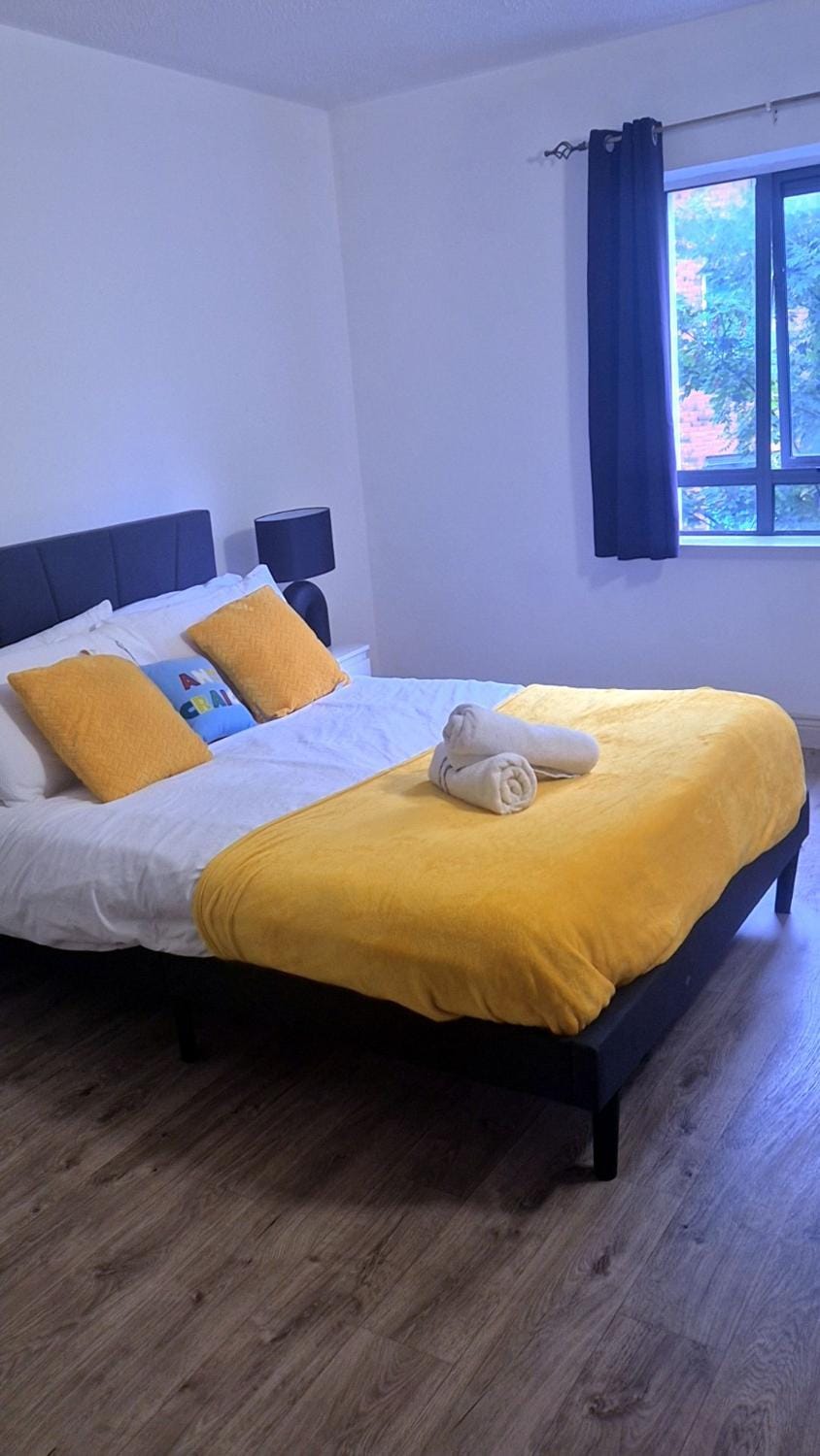 Entire 2bed apartment Apartment in Limerick