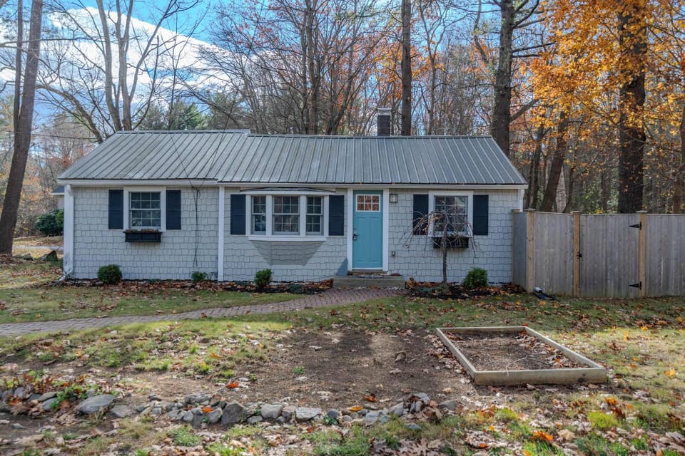 Clark Escape Fenced-In Yard Newly Renovated House in Portsmouth