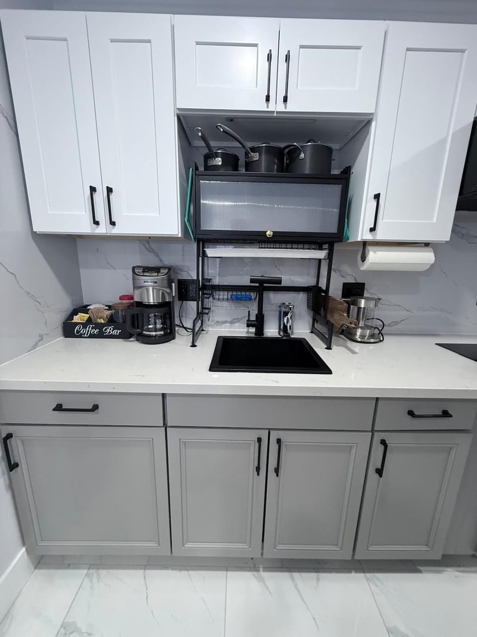 Coffee/tea facilities, Kitchen or kitchenette