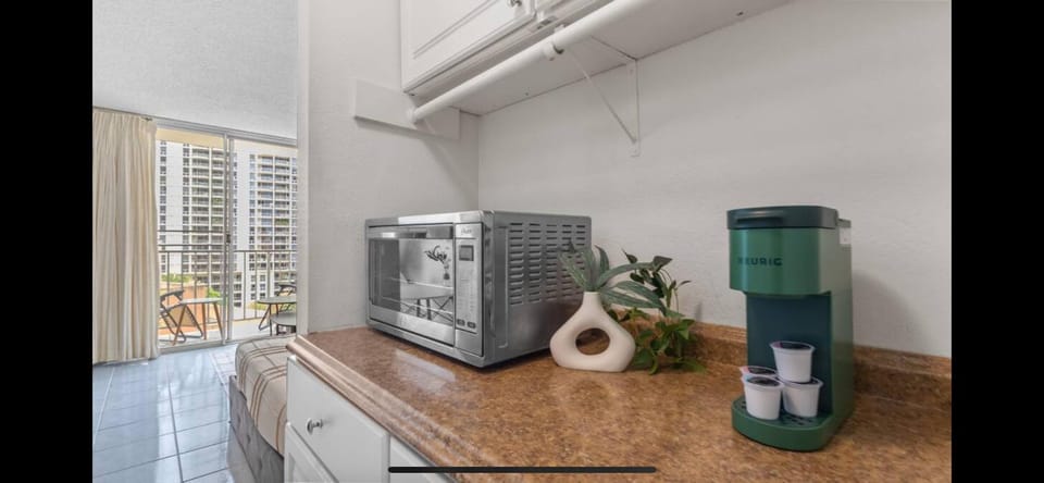 Island Ohana Hale Apartment in McCully-Moiliili