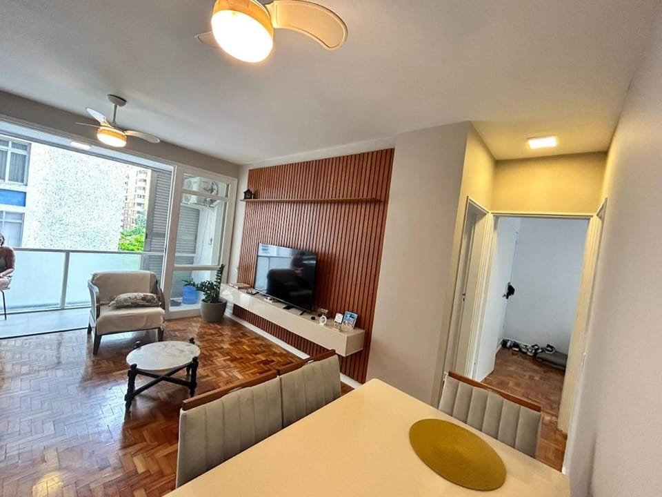 Apartamento quadra da praia Apartment in Santos