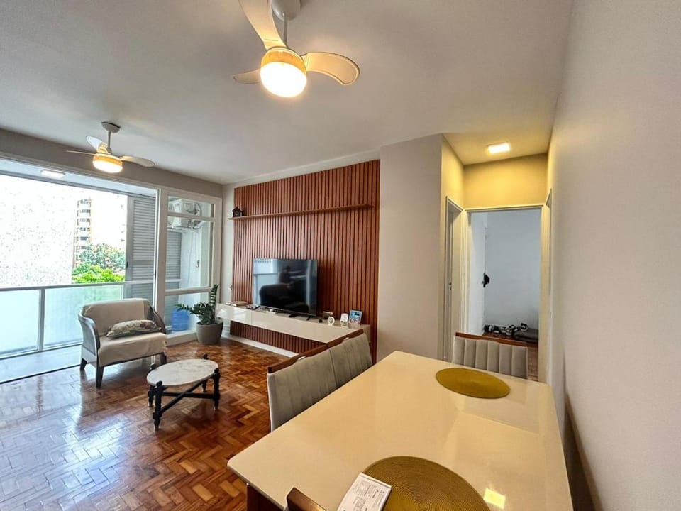Apartamento quadra da praia Apartment in Santos