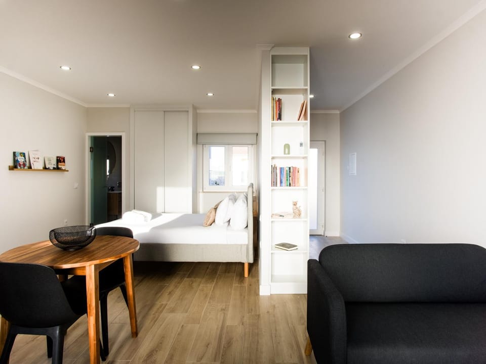 Photo of the whole room, Seating area, Bedroom