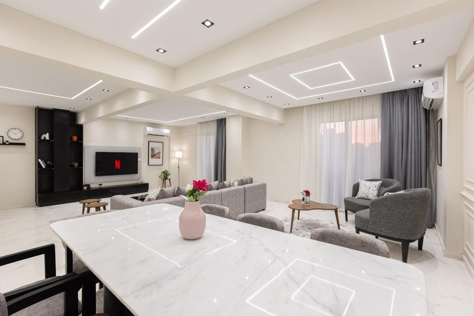 TV and multimedia, Living room, Seating area