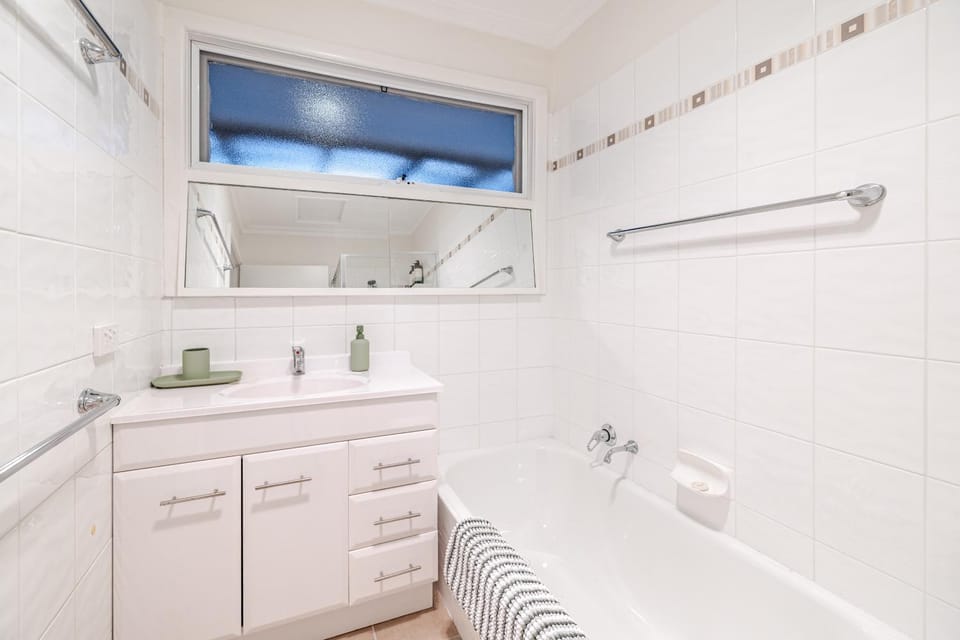 Bathroom, Bath