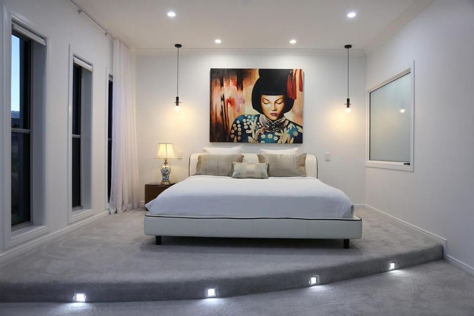 Bed, Bedroom