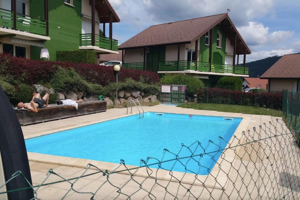 Cozy apartment with lake view Apartment in Gérardmer