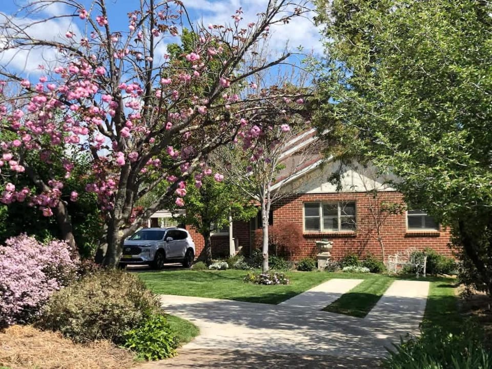 Coorabin House in Orange