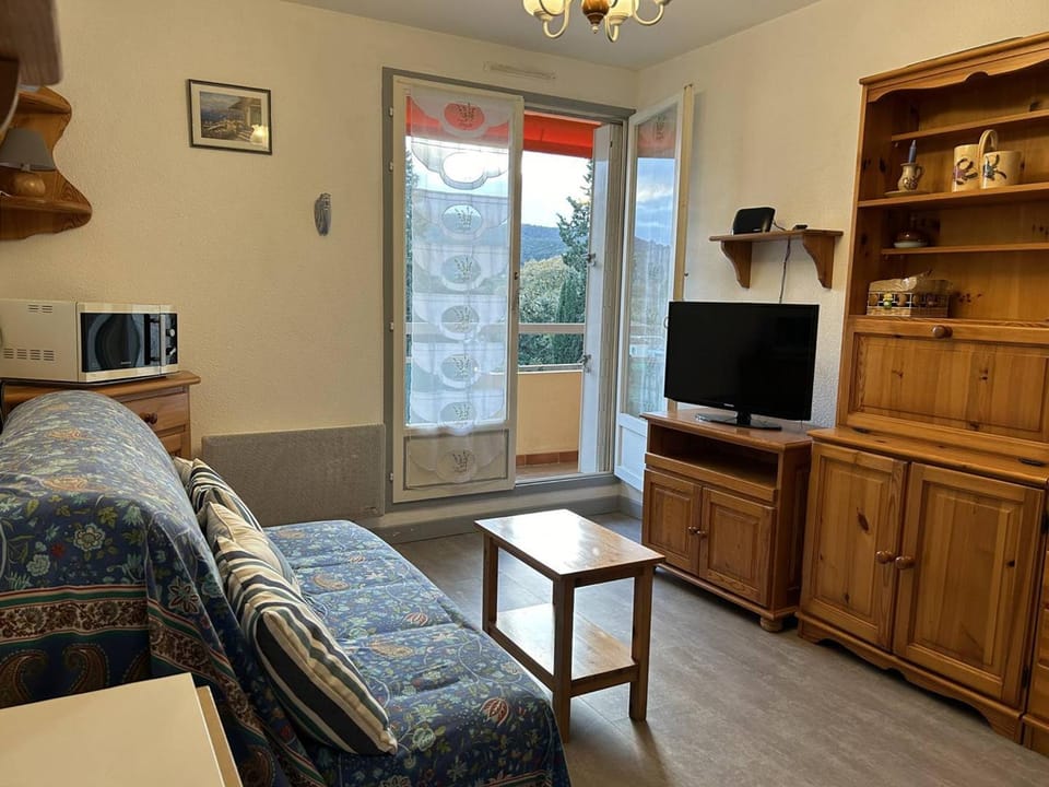 Appartement 2P 4 pers, balcon, garage, proche plage - FR-1-251-901 Apartment in Bormes-les-Mimosas