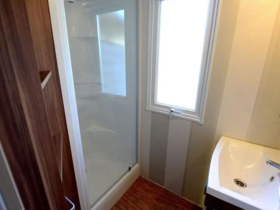 Mobil home avec Terrasse - 3 Chambres, 6 Personnes - API-1-52-896 Campground/ 
RV Resort in Occitanie