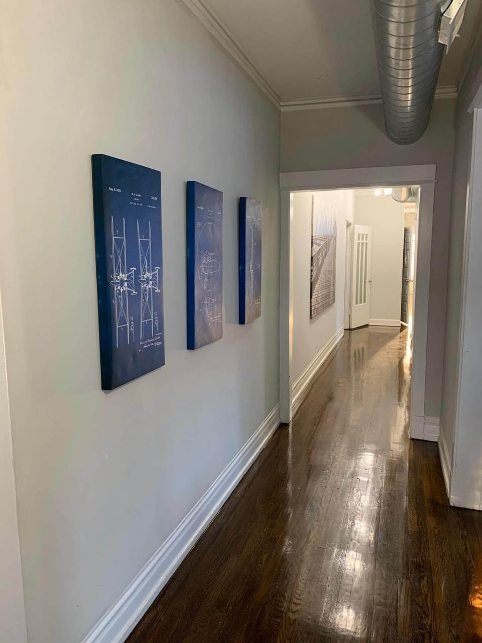 North Chicago Home Apartment in Chicago