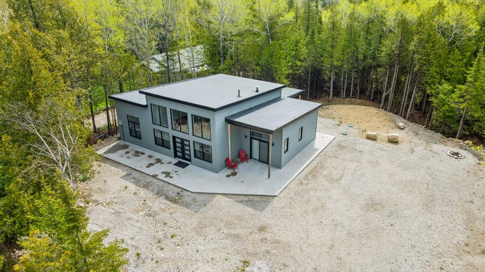 NEW Tubside Tranquility Sauna Retreat House in Tobermory