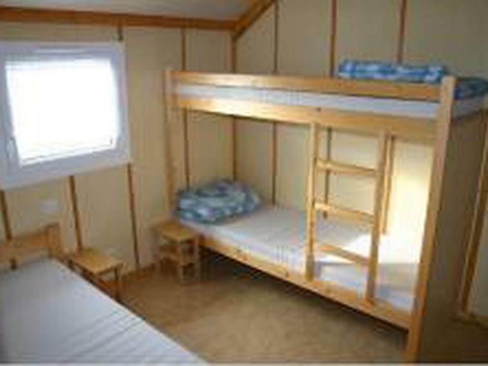Chalet avec terrasse - 7 pers. - API-1-52-958 Campground/ 
RV Resort in Centre-Val de Loire
