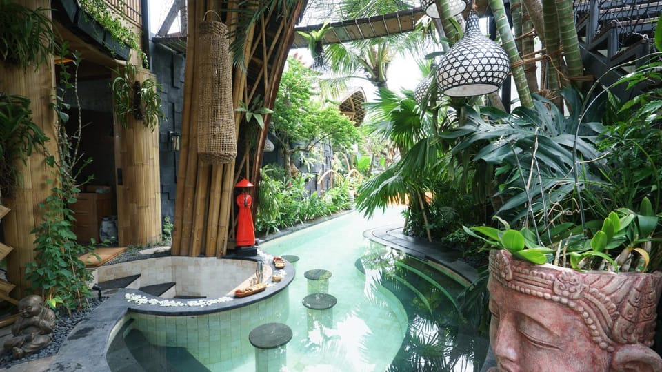 Garden, Swimming pool, Swimming pool