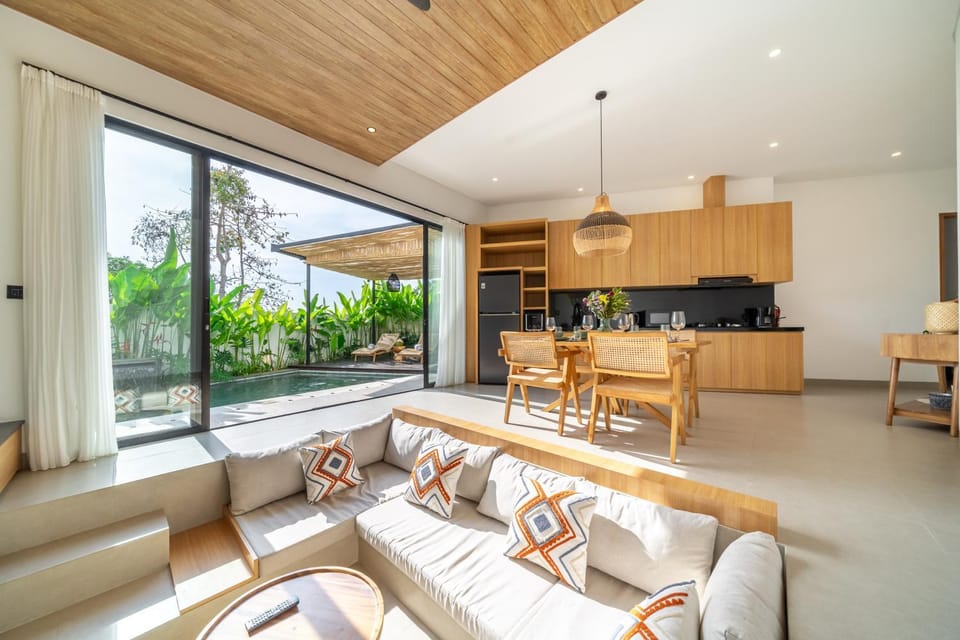 Living room, kitchen