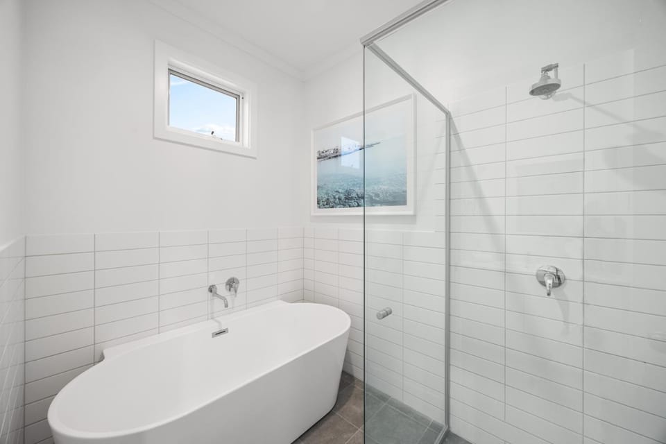Bathroom, Bath