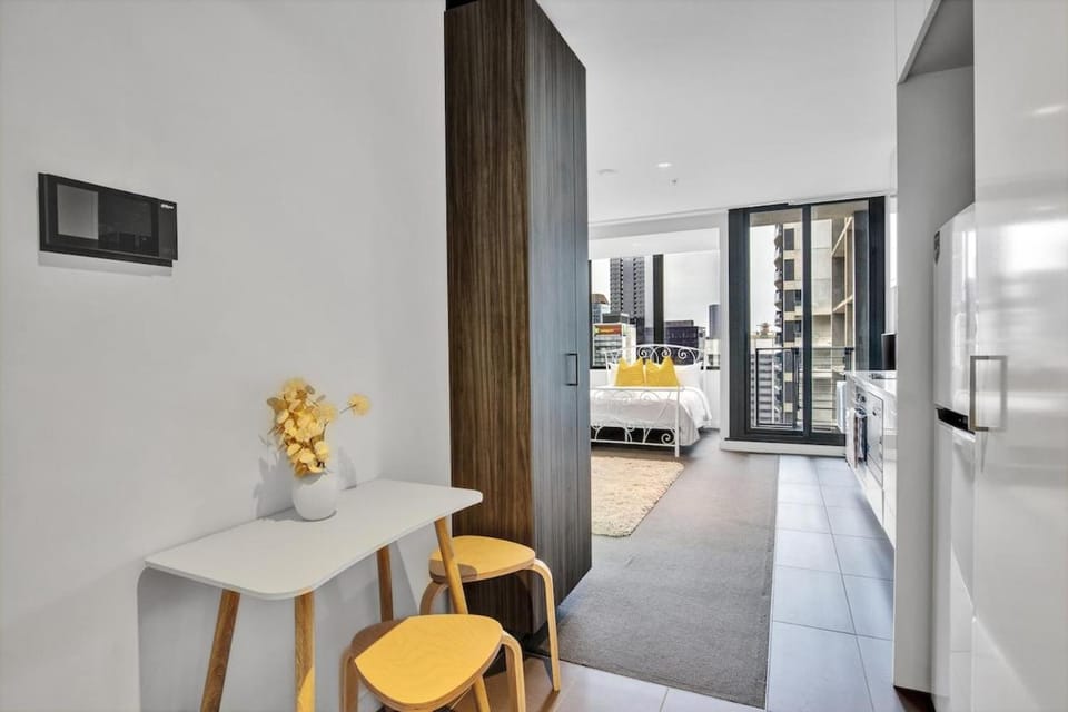 Chic Urban Studio Cloud Nine - 1B1B C13 Apartment in Melbourne