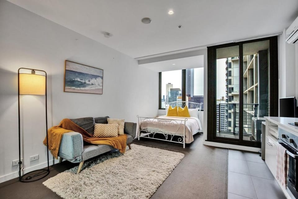 Chic Urban Studio Cloud Nine - 1B1B C13 Apartment in Melbourne