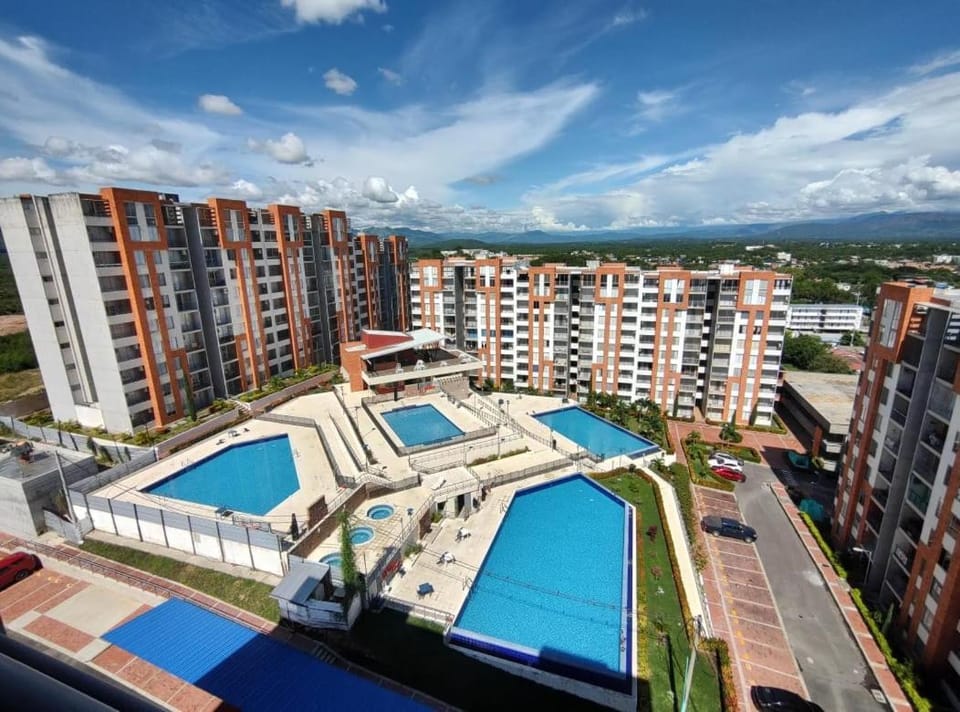 Garden, Swimming pool