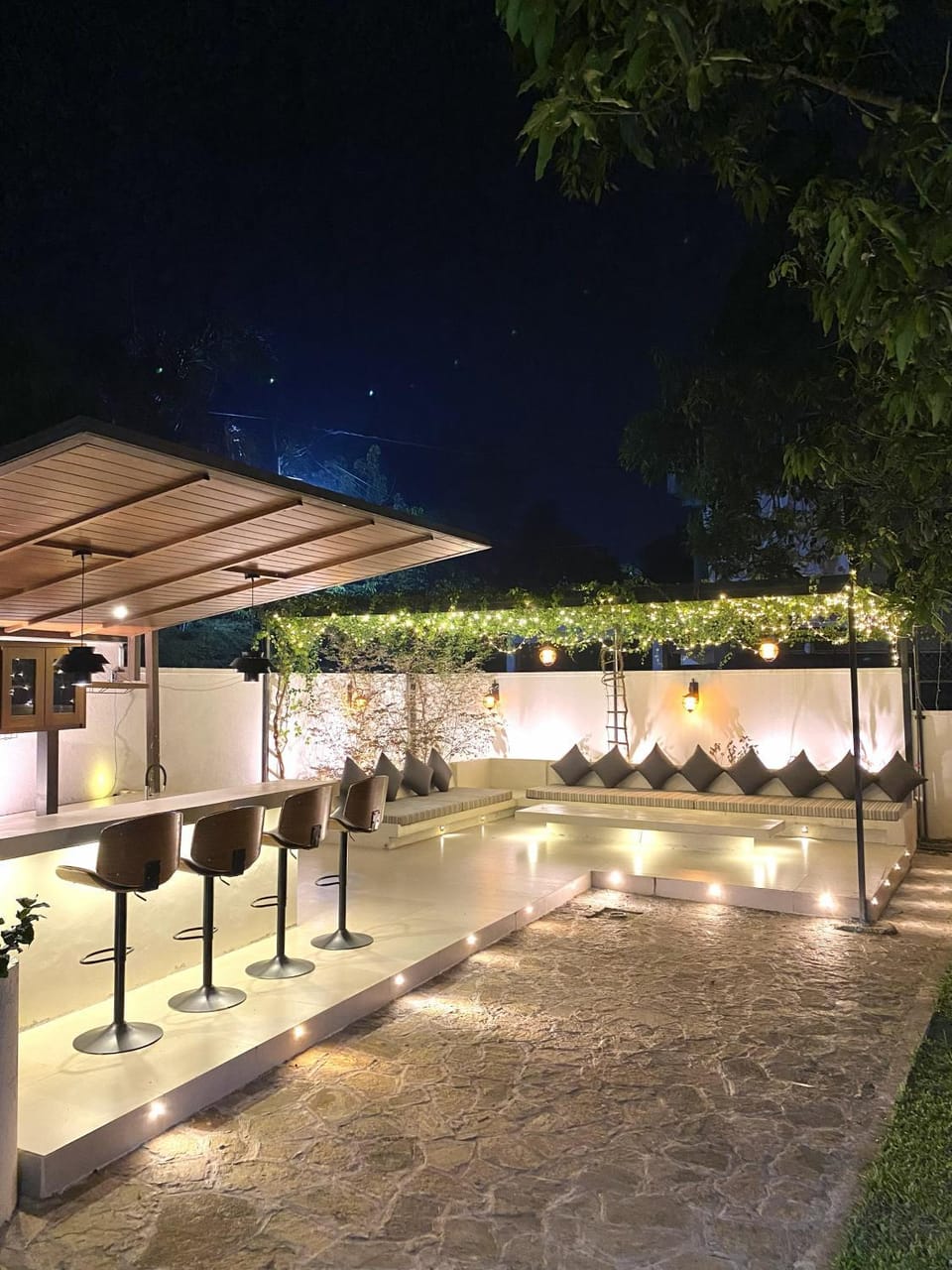 T Villa Tenkallagoda Vacation rental in Galle