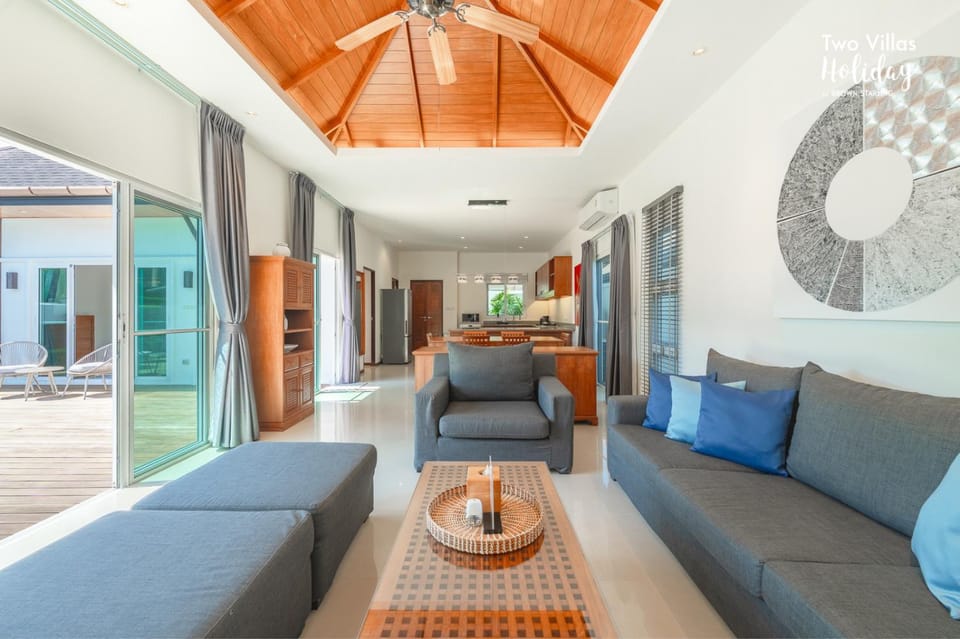 Living room, Seating area, Swimming pool