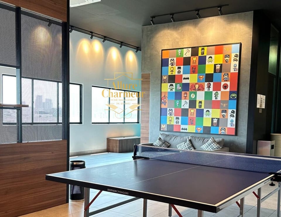 Game Room, Table tennis