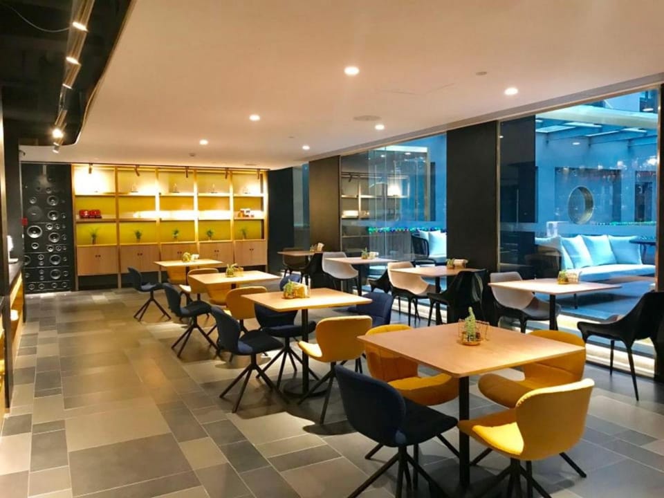 Restaurant/places to eat, Breakfast