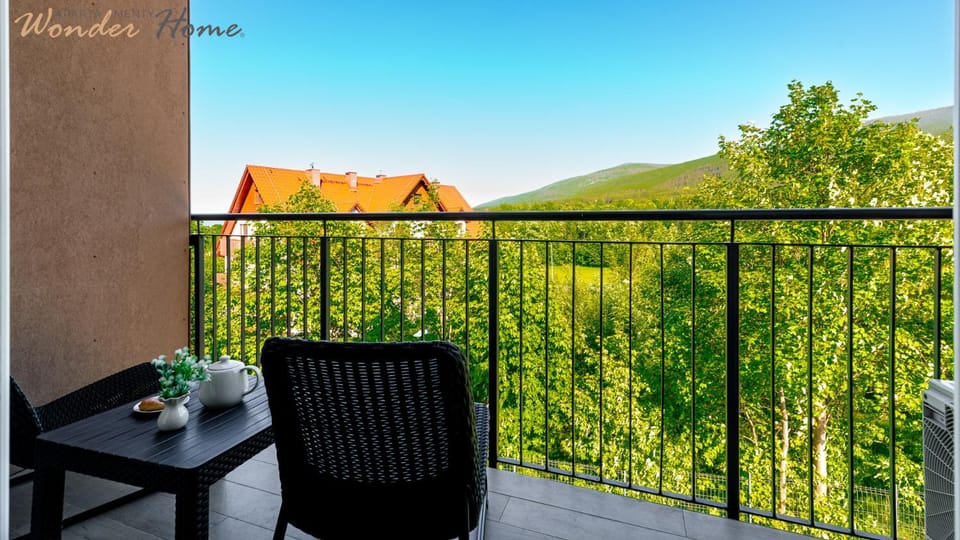 Day, Natural landscape, View (from property/room), Balcony/Terrace, Mountain view