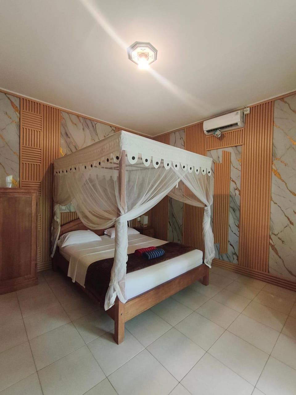 A Cozy Room in Bingin Sari Homestay - Uluwatu Bed and Breakfast in Bali