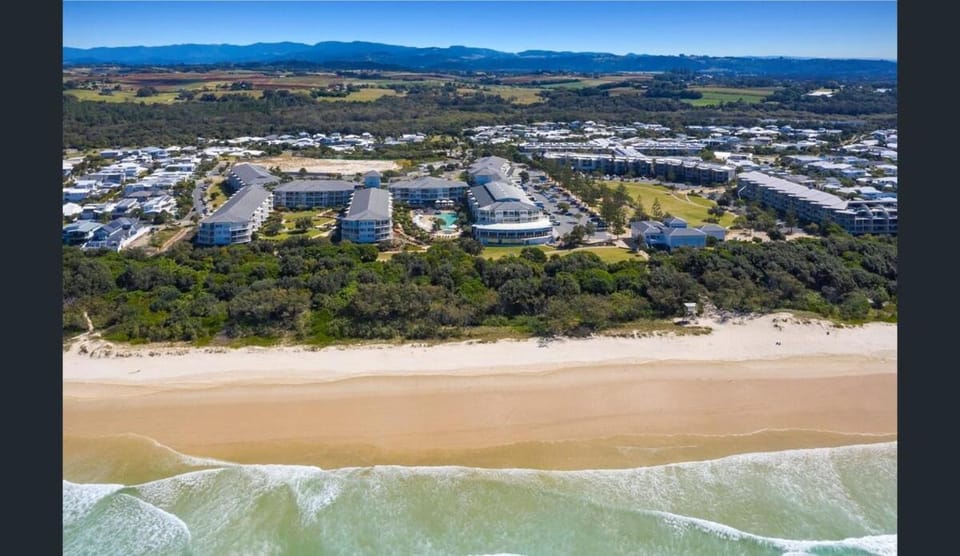 Standard Hotel Room in Salt Beach Resort by uHoliday Apartment in Kingscliff