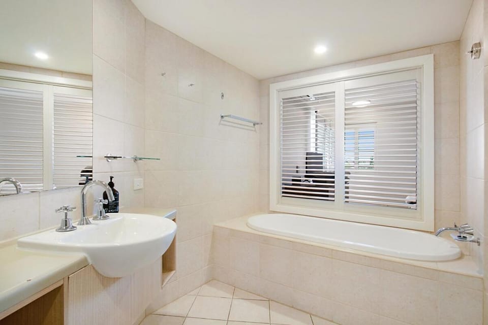 Standard Hotel Room in Salt Beach Resort by uHoliday Apartment in Kingscliff