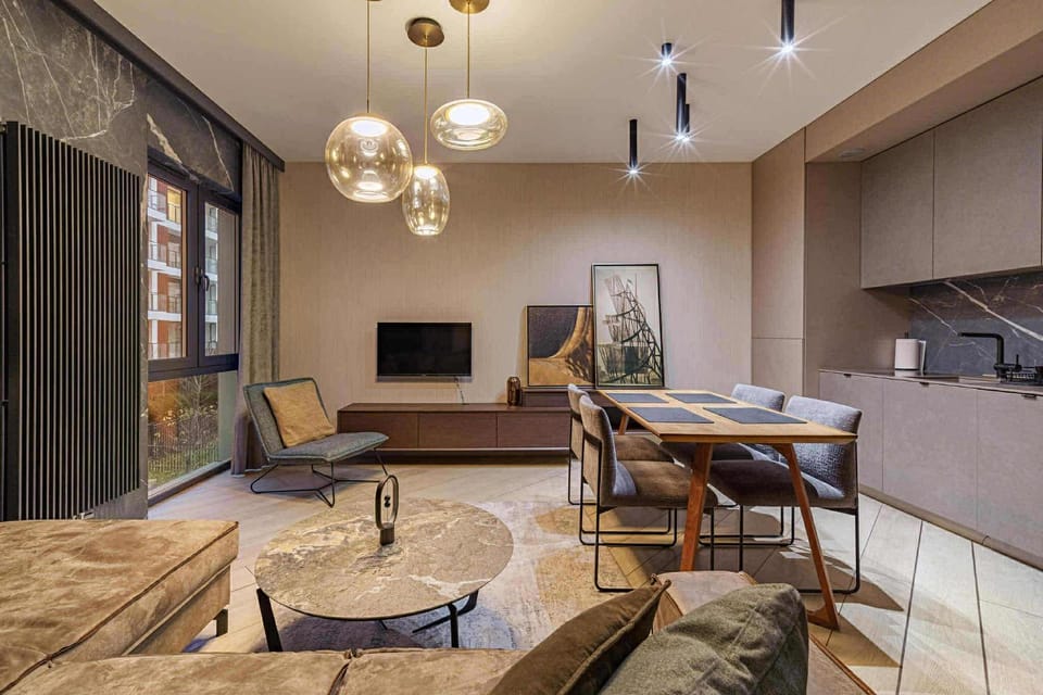 Communal lounge/ TV room, TV and multimedia, Kitchen or kitchenette, Living room, Seating area, Dining area, Evening entertainment