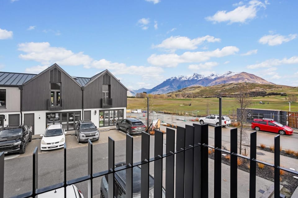 Property building, Mountain view